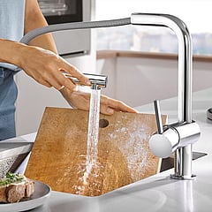 GROHE Minta 1-gats keukenkraan met uittrekbare handdouche Dualspray, chroom